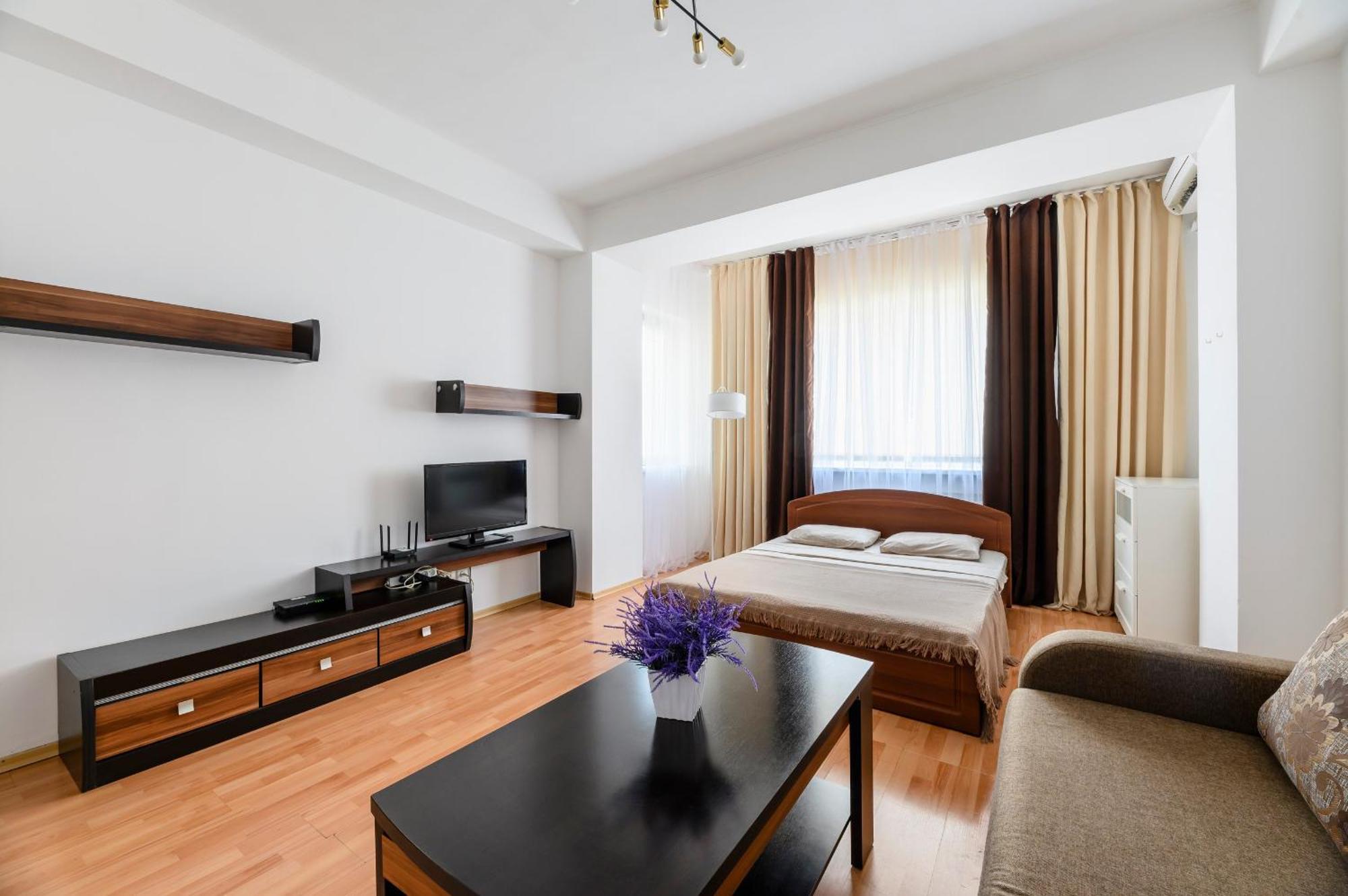 428 Lighthouse Apartments - Traveler'S Choice Almaty Eksteriør bilde